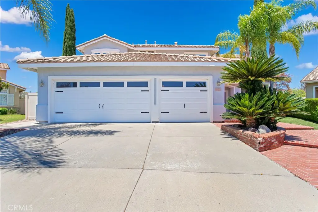 Single Family Residence for sale at 41800 Corte Valentine, Temecula, CA featuring 4 beds and 3 baths