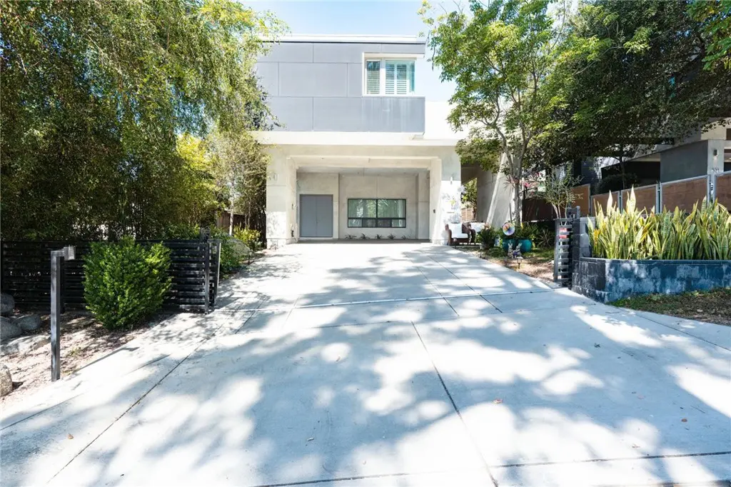 319 Camillo Road, Sierra Madre, CA — listing photo 1