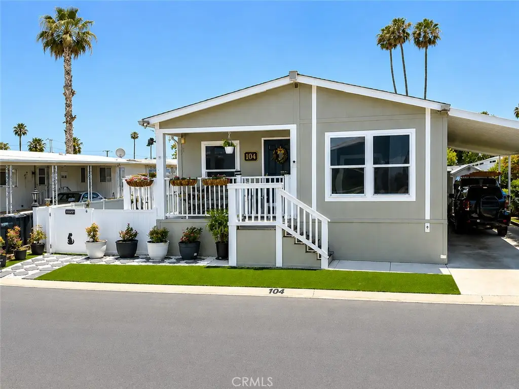 Manufactured In Park for sale at 601 N Kirby St Space 104, Hemet, CA featuring 3 beds and 2 baths