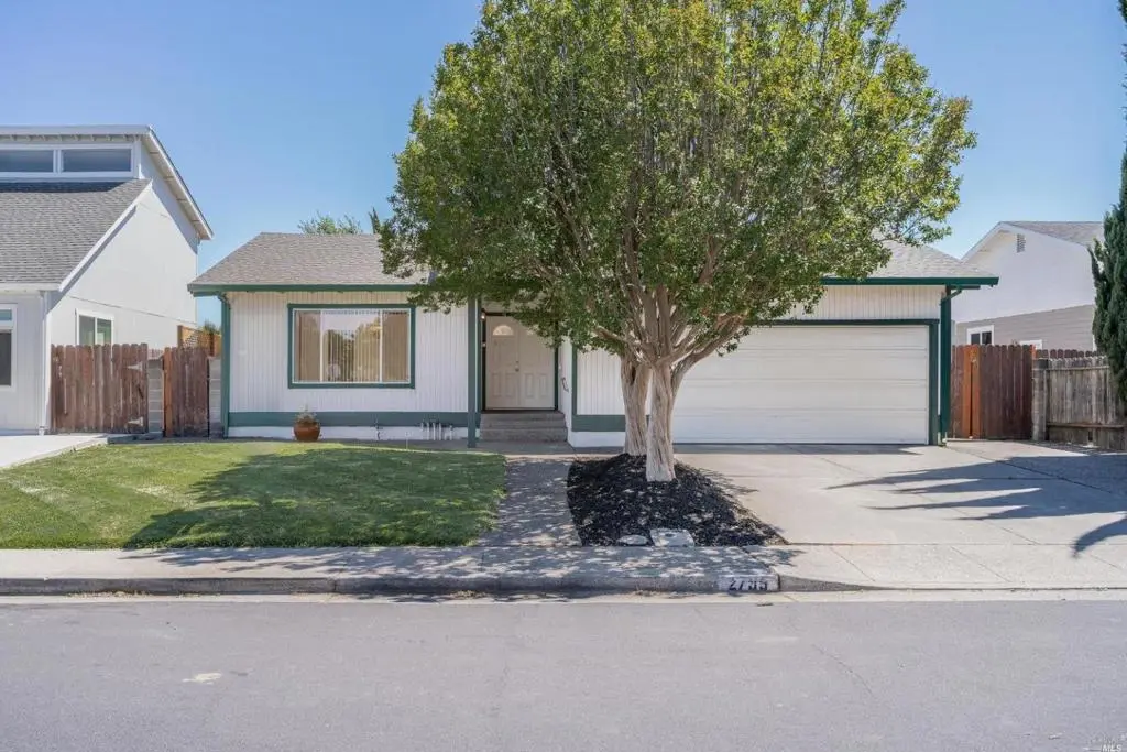 Single Family Residence for sale at 2795 Barbour Drive, Fairfield, CA featuring 3 beds and 2 baths