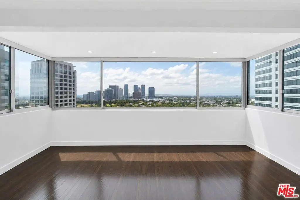 Residential Lease for rent at 865 Comstock Avenue 16C, Los Angeles, Los Angeles County, CA featuring 2 beds and 2 baths