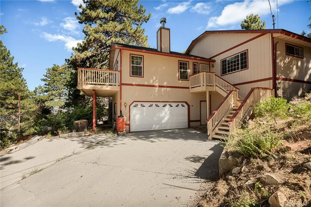 30930 Glen Oak, Running Springs, CA — listing photo 1