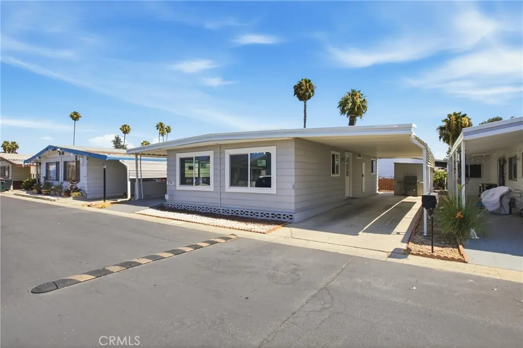 Manufactured In Park for sale at 601 N Kirby 394, Hemet, CA featuring 2 beds and 2 baths