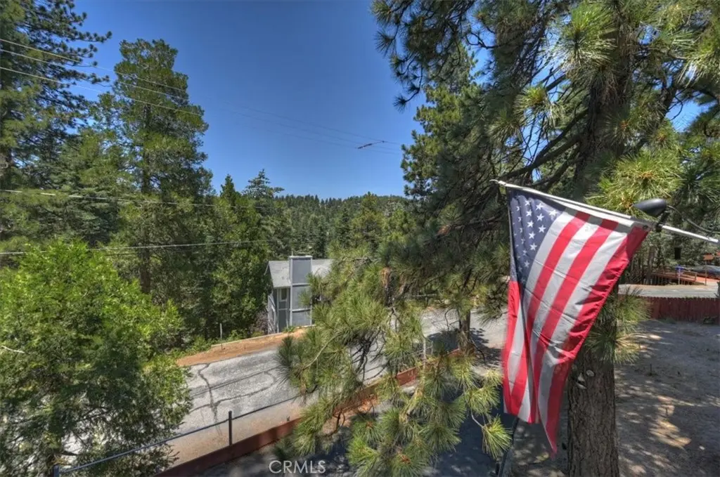 31175 All View, Running Springs, CA — listing photo 1