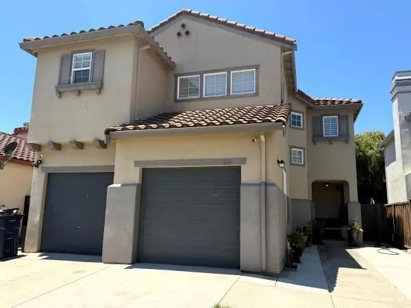Residential Lease for rent at , Salinas, CA featuring 4 beds and 3 baths
