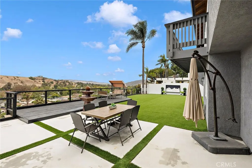 Single Family Residence for sale at 29252 Country Hills, San Juan Capistrano, CA featuring 5 beds and 3 baths