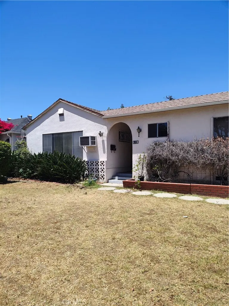 Single Family Residence for sale at 9203 Cattaraugus Avenue, Los Angeles, CA featuring 4 beds and 3 baths