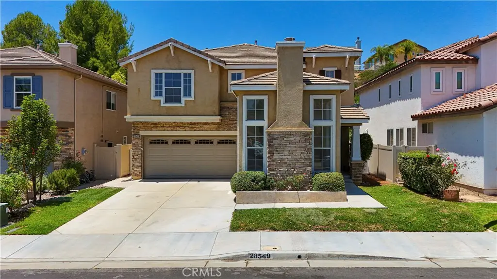 28549 Silverking Trail, Saugus, CA — listing photo 1