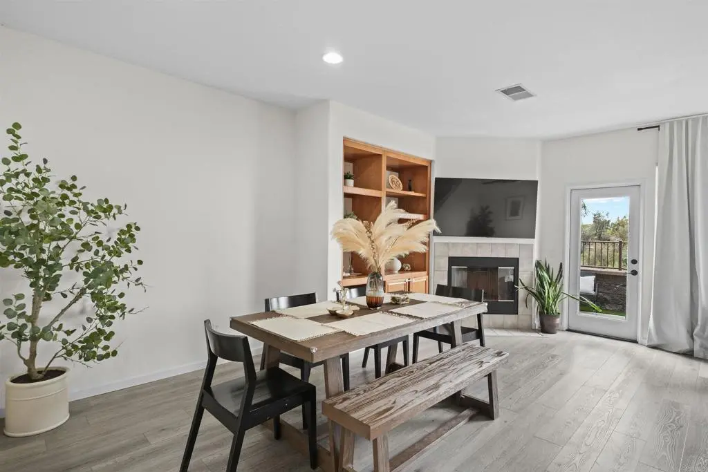 Condominium for rent at 1431 Caminito Capistrano 3, Chula Vista, CA featuring 3 beds and 3 baths