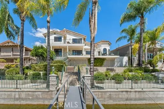 30181 Swan Point, Canyon Lake, CA — listing photo 1