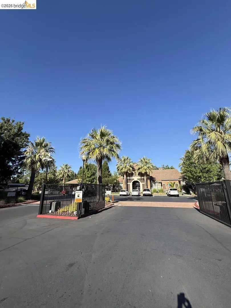 8434 Walerga RD APT 315, Antelope, CA — listing photo 1