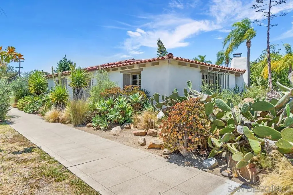 Single Family Residence for sale at 200 Palm Avenue, Coronado, San Diego County, CA featuring 3 beds and 3 baths