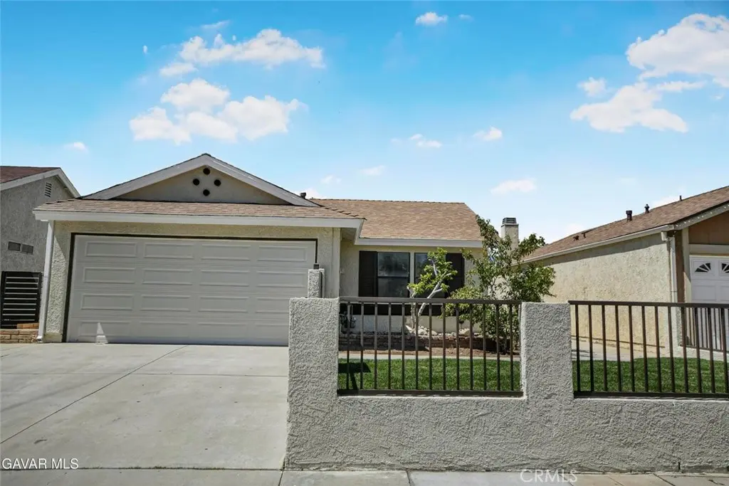 Single Family Residence for sale at 2810 Juniper Drive, Palmdale, CA featuring 3 beds and 3 baths