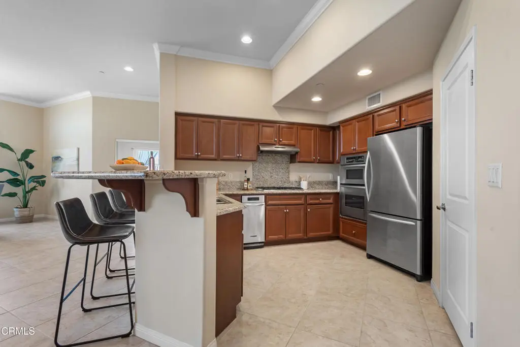 Condominium for sale at 4282 Tradewinds Drive, Oxnard, CA featuring 2 beds and 3 baths