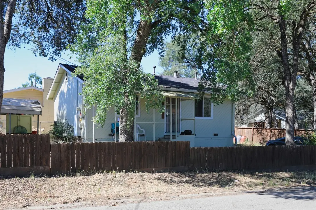 4013 Spruce, Clearlake, CA — listing photo 1