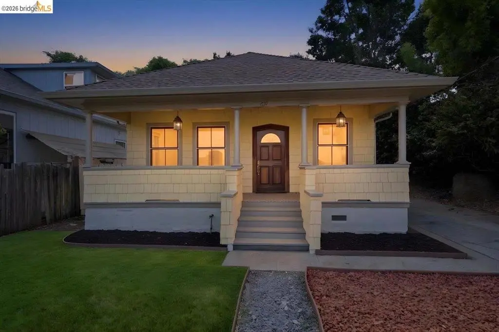 Single Family Residence for sale at 627 6th Street, Vallejo, CA featuring 3 beds and 2 baths