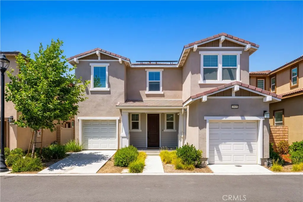 2915 E DUNCAN PASEO, Ontario, CA — listing photo 1