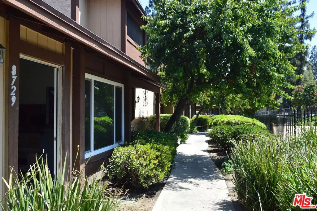 8723 1/2 Cedros Avenue 55, Panorama City, CA — listing photo 1