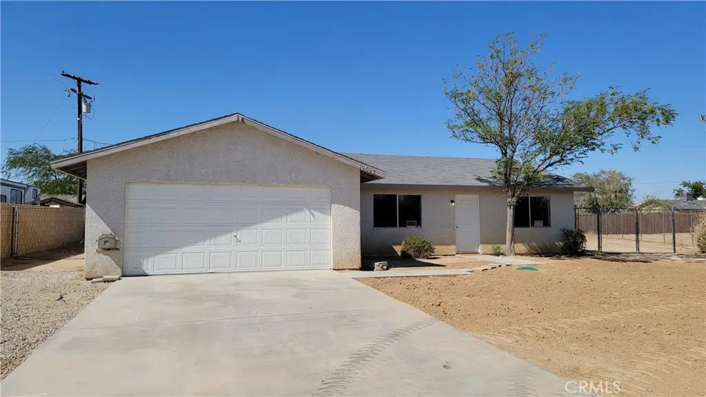 Residential Lease for rent at 19625 81st Street, California City, Kern County, CA featuring 3 beds and 2 baths