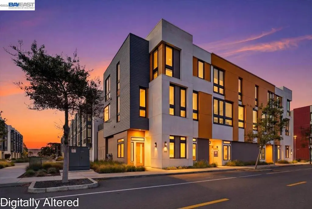 Condominium for sale at 140 Coronado Ave, Alameda, CA featuring 4 beds and 4 baths
