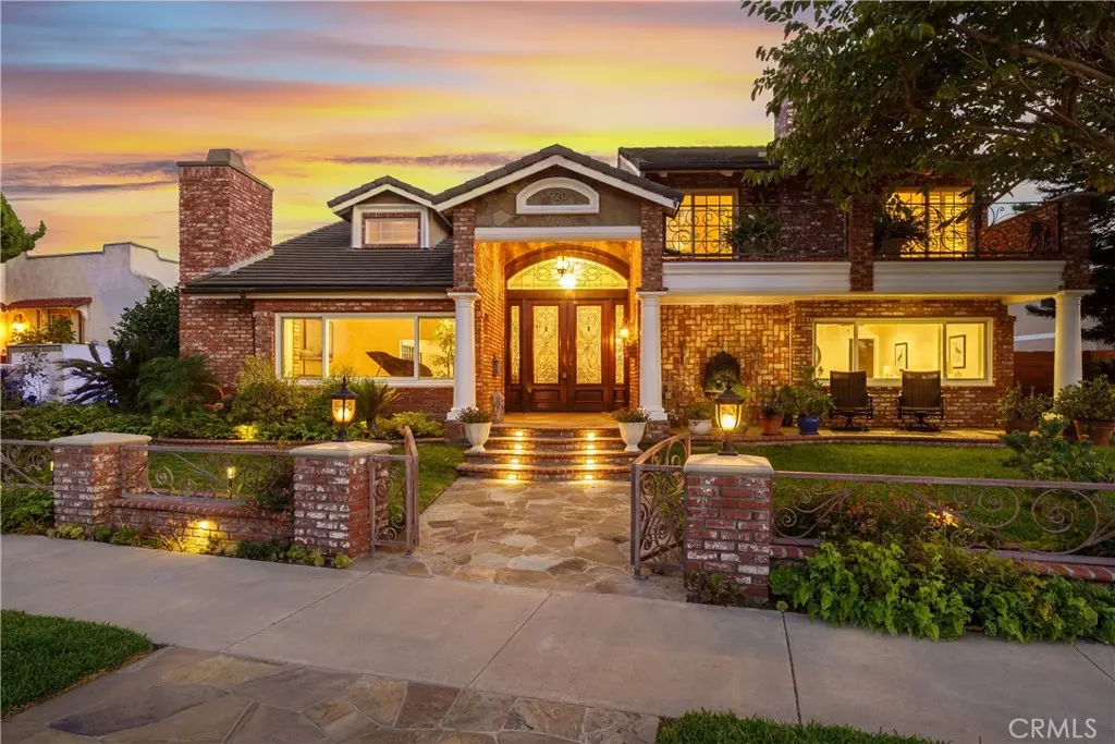 Single Family Residence for sale at 920 11th, Huntington Beach, CA featuring 5 beds and 5 baths