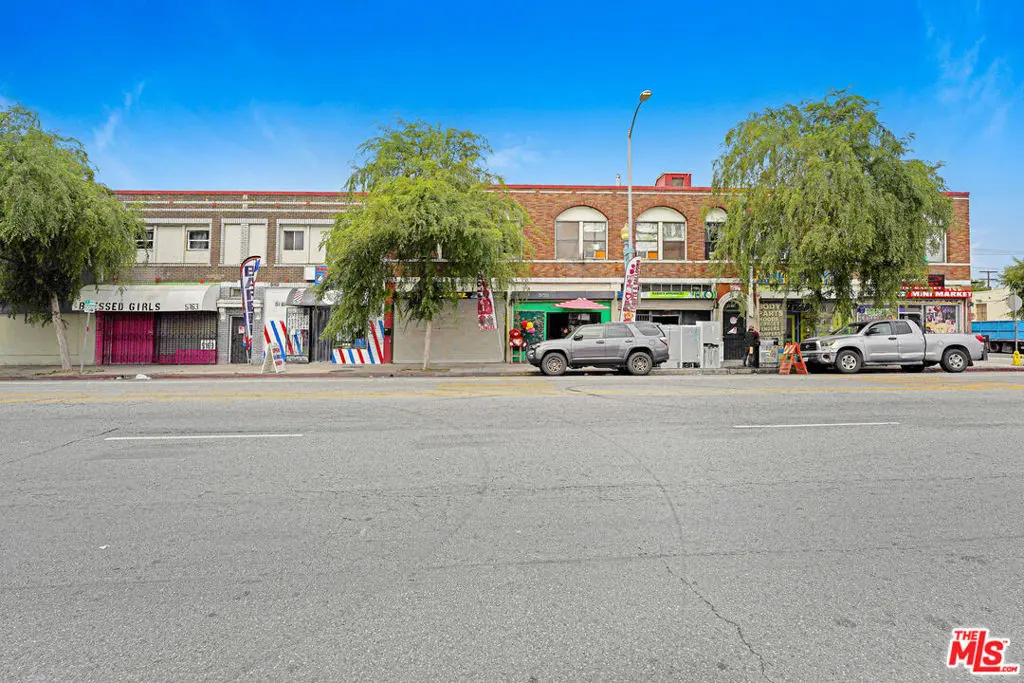 Residential Income for sale at 5161 S Vermont Avenue, Los Angeles, CA featuring 6 beds and 21 baths
