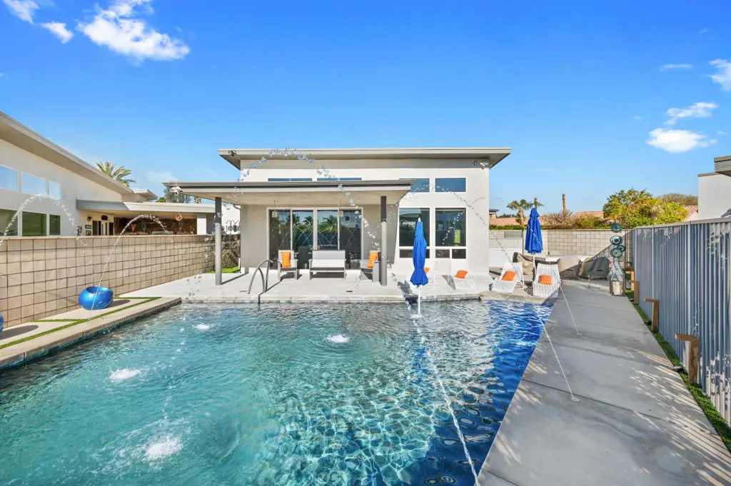 Single Family Residence for sale at 77431 Huntley Drive, Indian Wells, CA featuring 3 beds and 3 baths