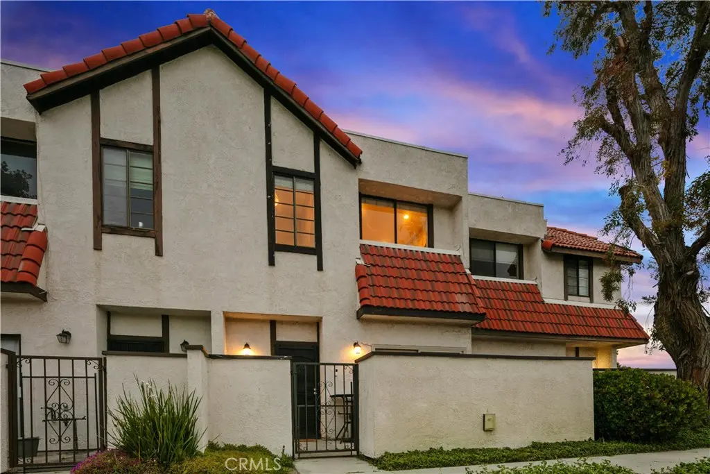 27612 Nugget 5, Canyon Country, CA — listing photo 1
