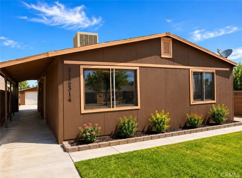 312 Maxine Avenue 1, Barstow, CA — listing photo 1