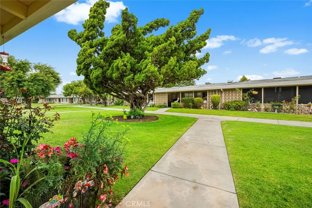 1341 Weeburn 75K, Seal Beach, CA — listing photo 1