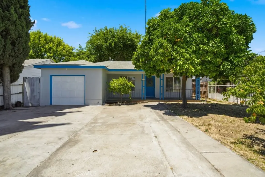 6807 N Cottage, Winton, CA — listing photo 1