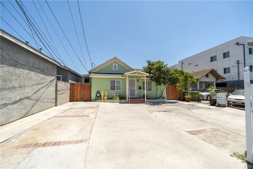 Single Family Residence for sale at 1640 Arapahoe Street, Los Angeles, CA featuring 5 beds and 3 baths