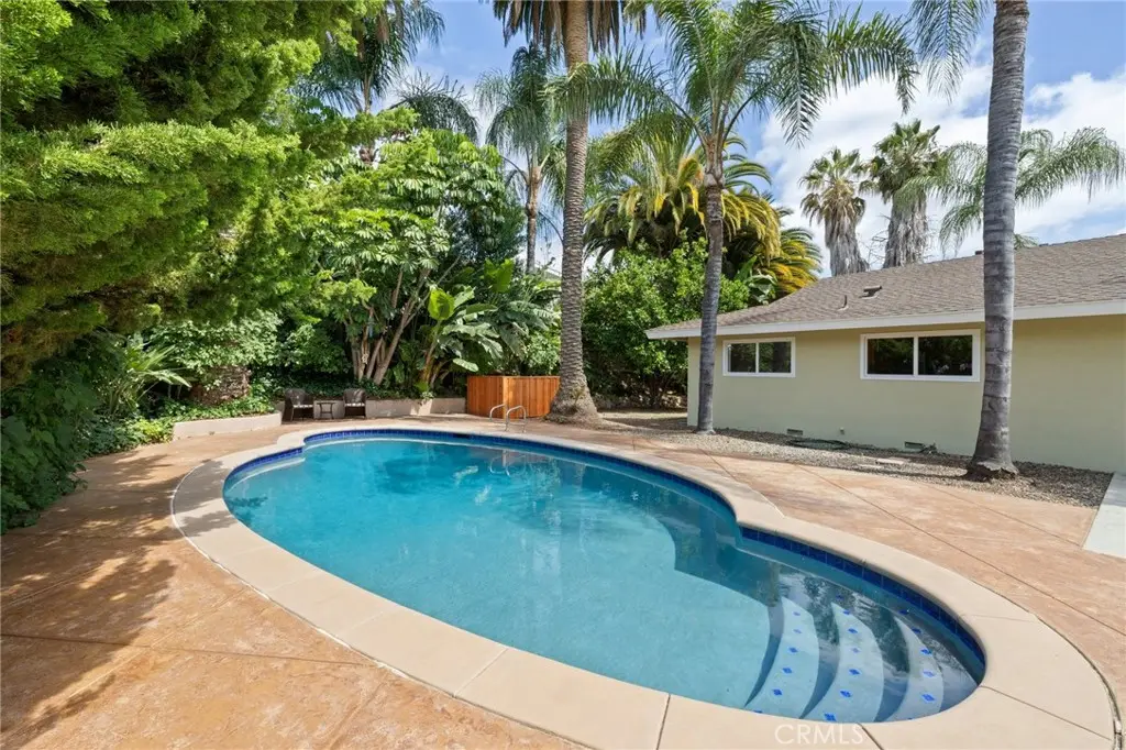 1721 Bates Court, Thousand Oaks, CA — listing photo 1