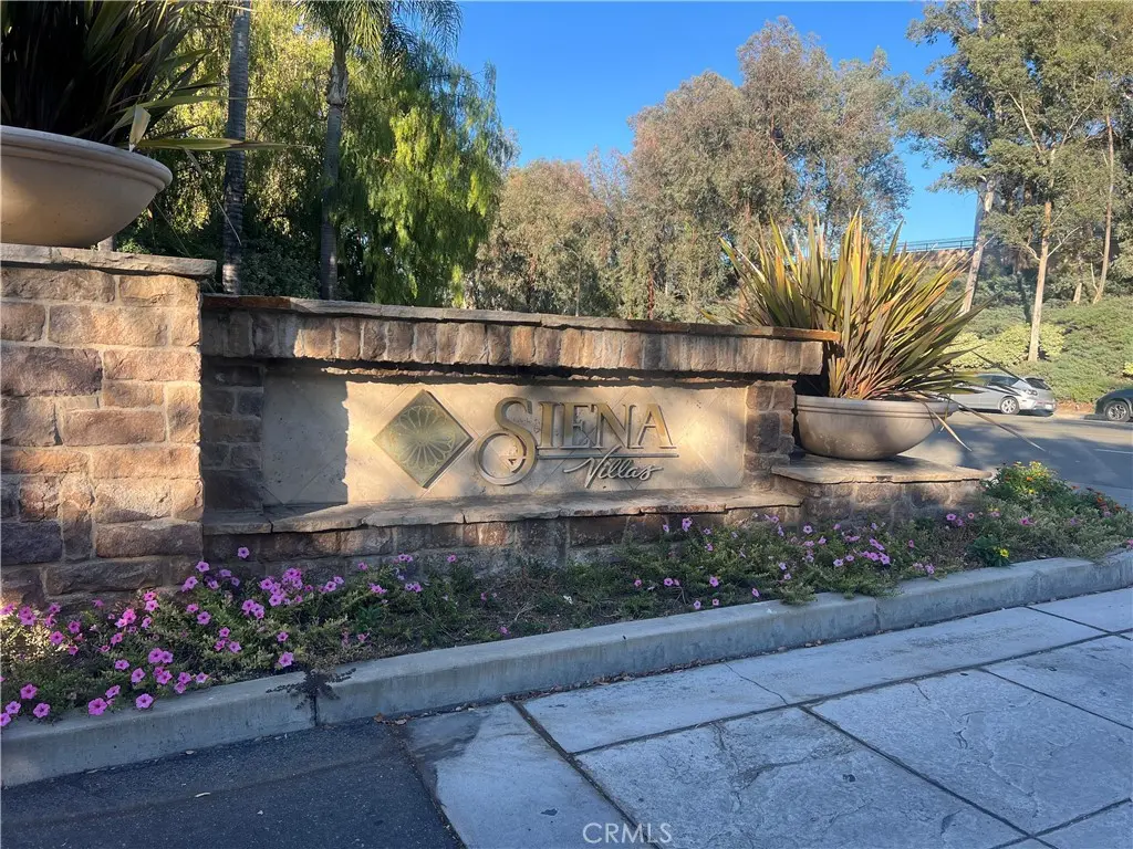 24151 Unit 345 Del Monte, Valencia, CA — listing photo 1