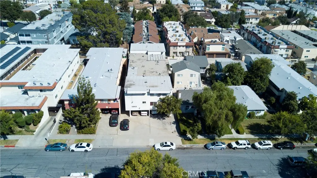 1052 Elm Avenue, Glendale, CA — listing photo 1