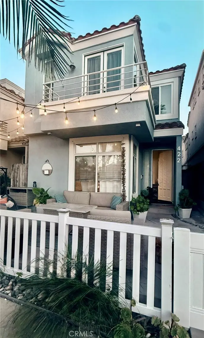 Single Family Residence for sale at 422 8th Street, Huntington Beach, CA featuring 3 beds and 3 baths