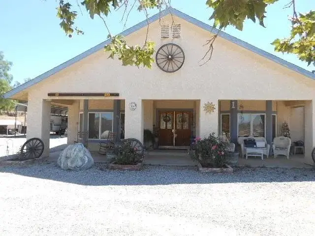5319 Easy Street, Acton, CA — listing photo 1