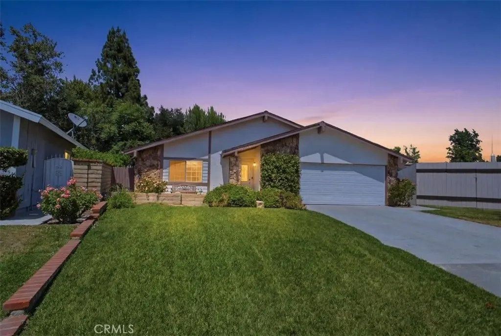 25097 Green Mill Avenue, Newhall, CA — listing photo 1