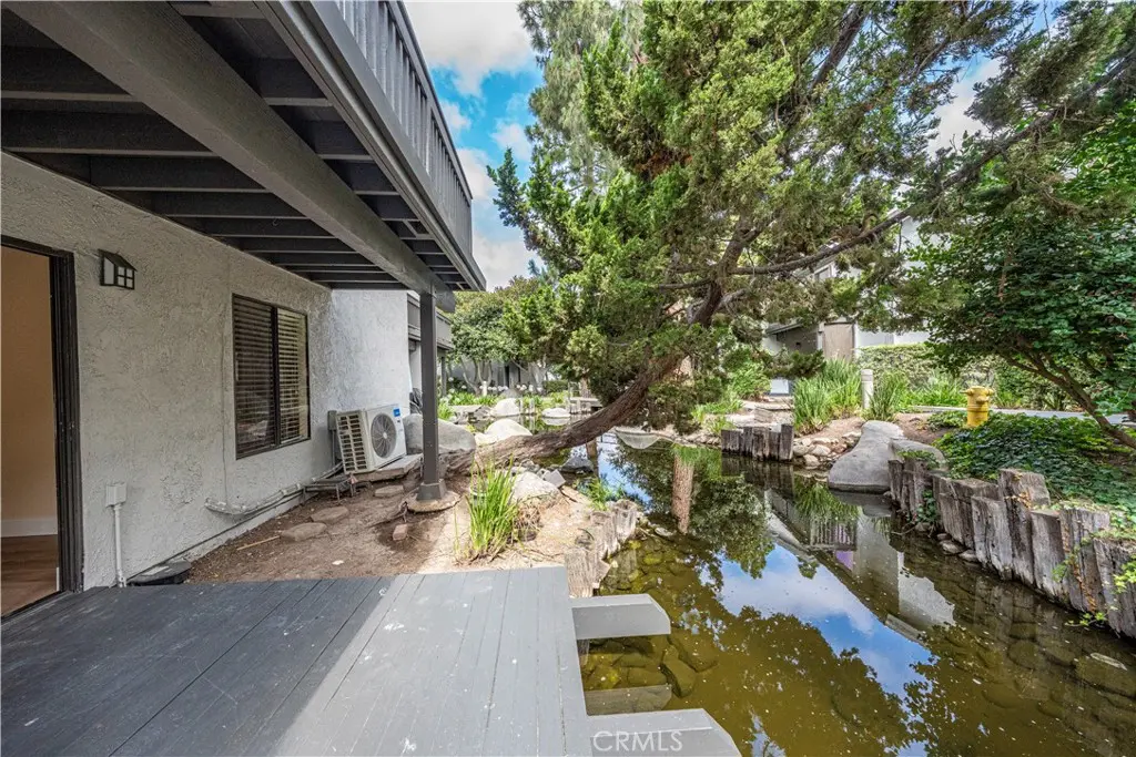 Residential Lease for rent at 224 Orange Blossom, Irvine, Orange County, CA featuring 2 beds and 1 bath