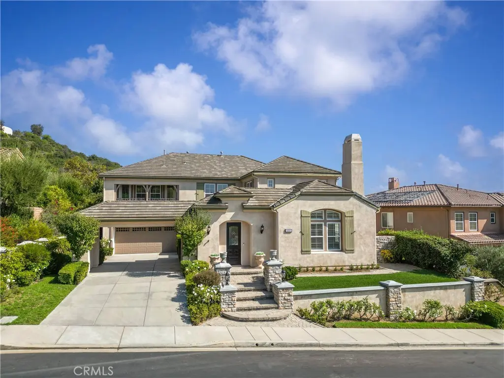 Residential Lease for rent at 4116 Dakota, Moorpark, Ventura County, CA featuring 5 beds and 4 baths