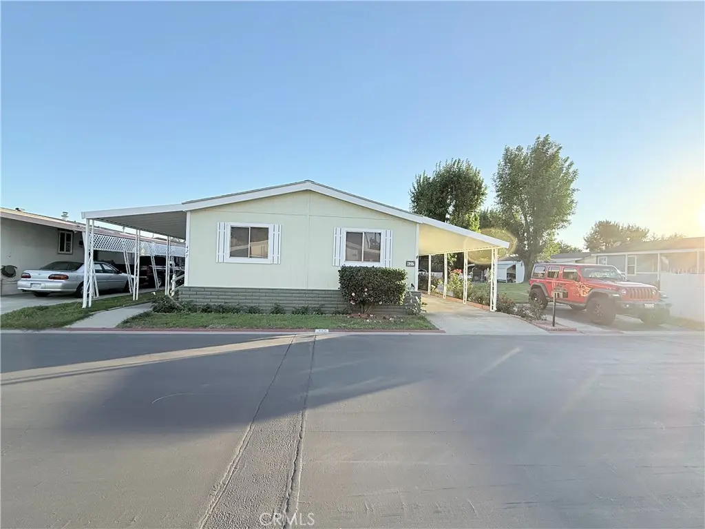 Manufactured In Park for sale at 1456 Philadelphia 427, Ontario, CA featuring 3 beds and 2 baths