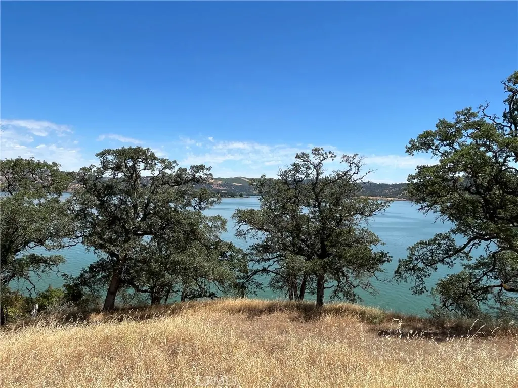 11480 North, Clearlake, CA — listing photo 1