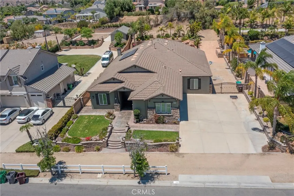 Single Family Residence for sale at 239 Oldenburg, Norco, CA featuring 5 beds and 3 baths