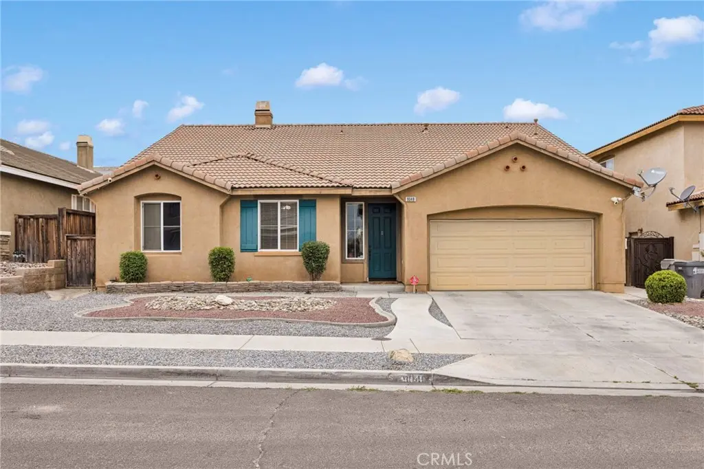 9048 Guadalupe Ave, Hesperia, CA — listing photo 1