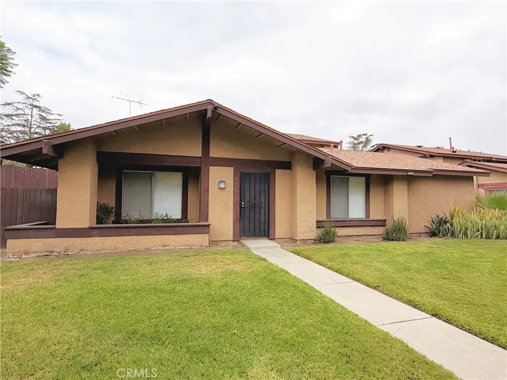 Condominium for rent at 8520 Century Blvd Unit A, Paramount, CA featuring 3 beds and 2 baths