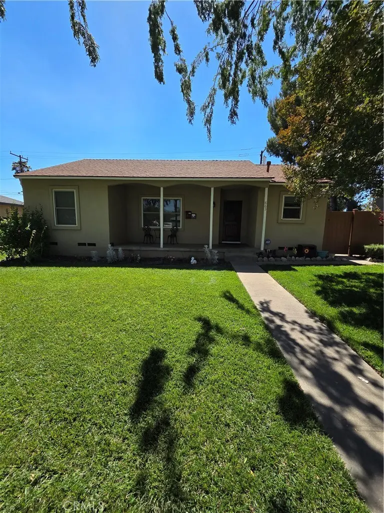 Single Family Residence for rent at 863 N 9th Avenue, Upland, CA featuring 3 beds and 2 baths