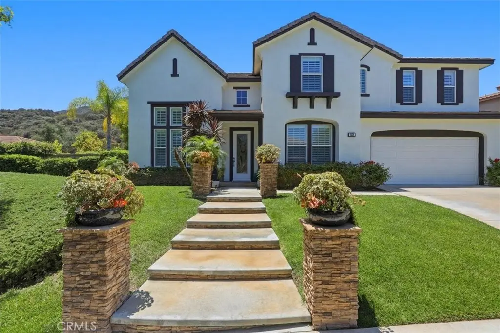 1536 Vandagriff, Corona, CA — listing photo 1