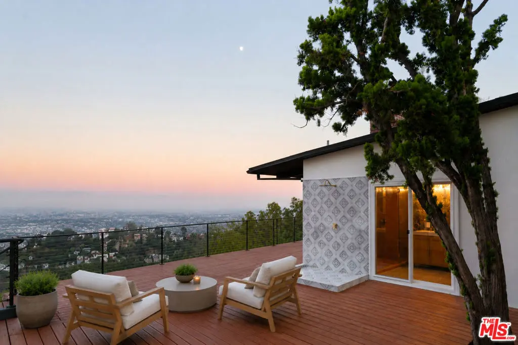 Single Family Residence for rent at 2065 Kew Drive, Los Angeles, CA featuring 4 beds and 4 baths