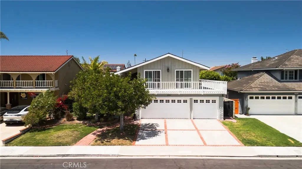 6541 Segovia, Huntington Beach, CA — listing photo 1