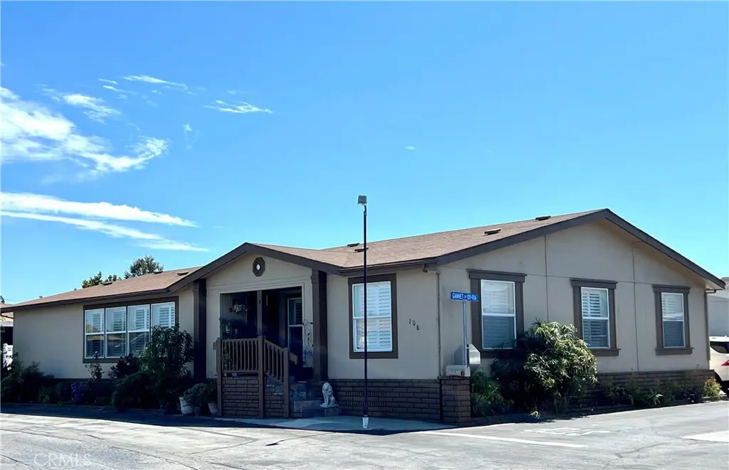 Manufactured In Park for sale at 106 Gannet N, Fountain Valley, CA featuring 4 beds and 2 baths